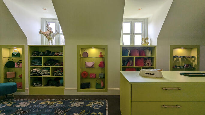 Bespoke Bedroom - Lime Green dressing room
