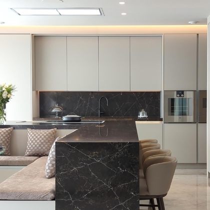 Cashmere Kitchens: 2025 Neutral Interiors Trend