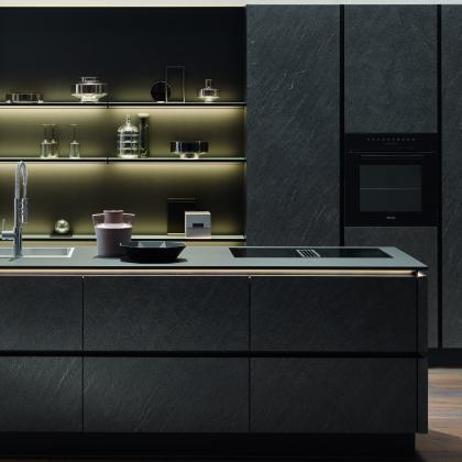 Black Star stone veneer